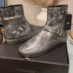 Frye Moto Boots Lena Engineer Size 10 -New with original box.Gray Metallic